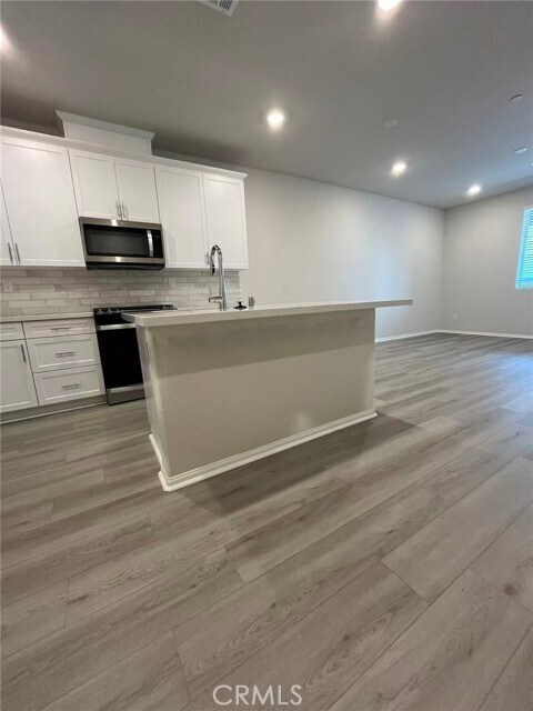Foto del edificio - 2707 Erebus Ct