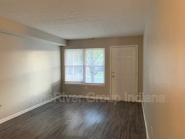 Building Photo - 523 Narrow Brook Drive