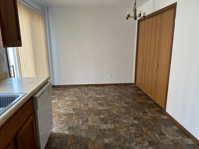 Comedor de cocina - 220 N Monroe St