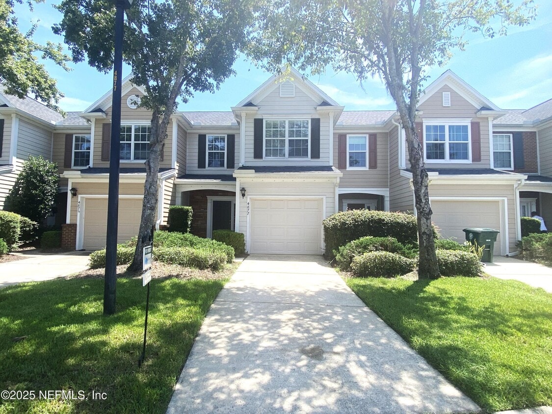 Primary Photo - 4877 Castlegate Ct