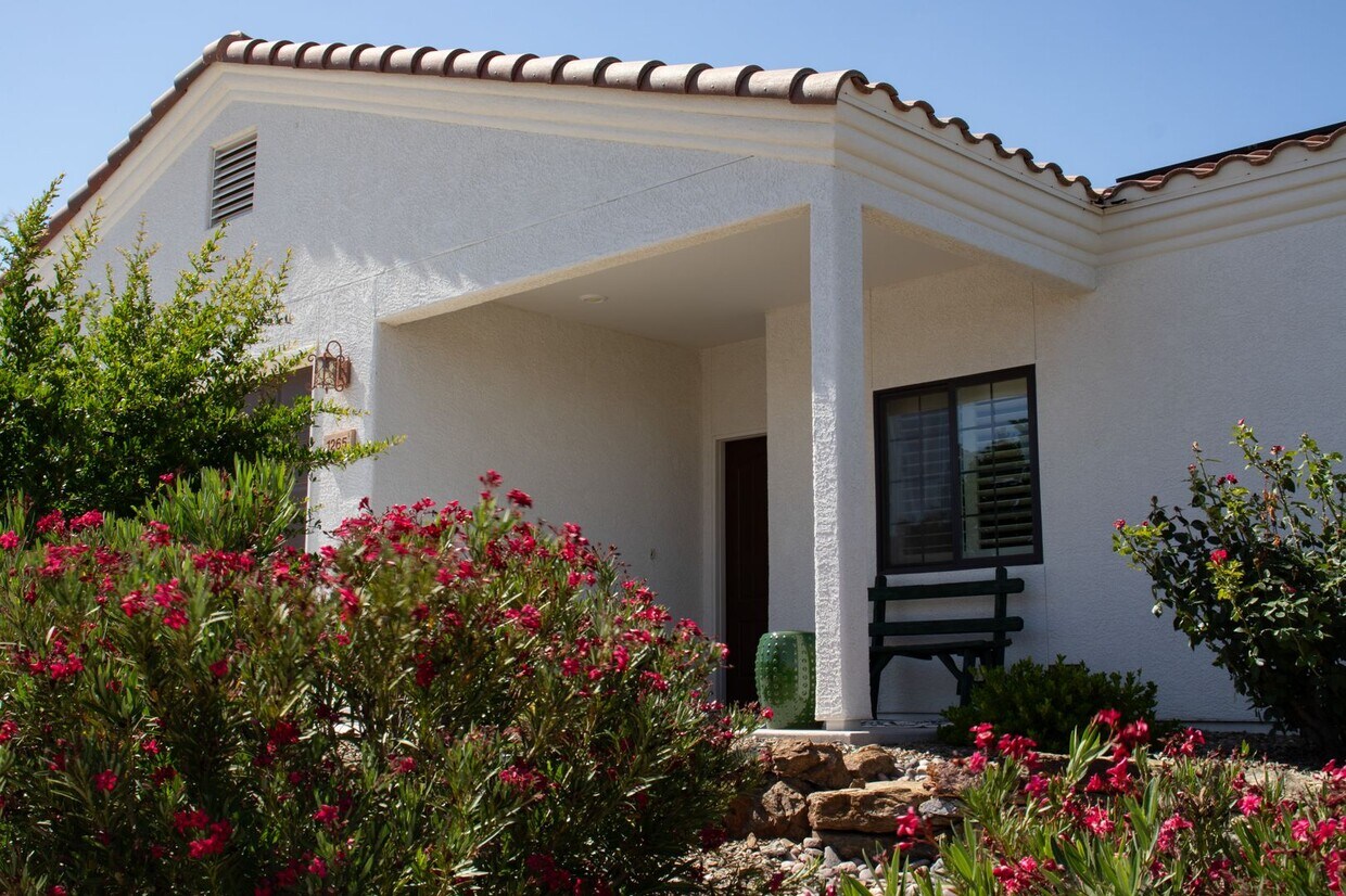 Primary Photo - Unfurnished, 1-Year Long-Term Rental