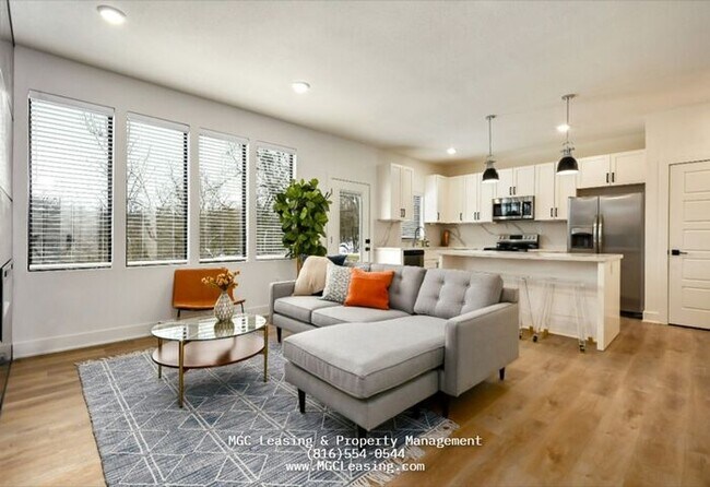 Foto del edificio - Ayden Place townhomes: Move in by April 1 and receive $750 off your first month’s rent with a 15-...