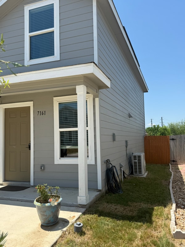 Building Photo - 7161 Elm Cv