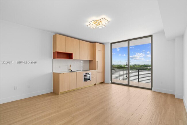 Foto del edificio - 90 NE 32nd St