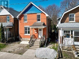 Building Photo - 1072-1072 1st Ave 'A' W