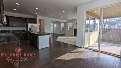 Building Photo - 8919 Aster St SE