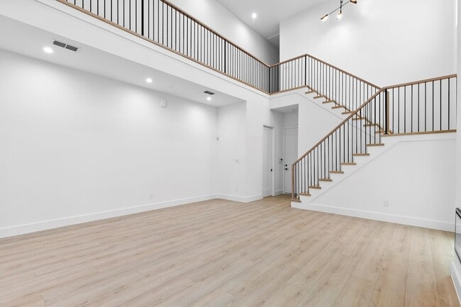 Building Photo - 2814 Guymon St