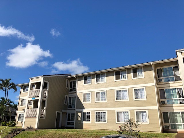 Primary Photo - 94-1123 Ka Uka Blvd
