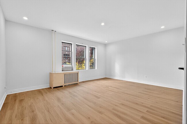 Foto del edificio - 270 Harrison Ave