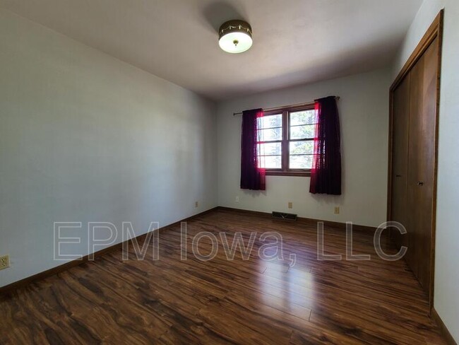 Foto del edificio - 8613 W 27th St