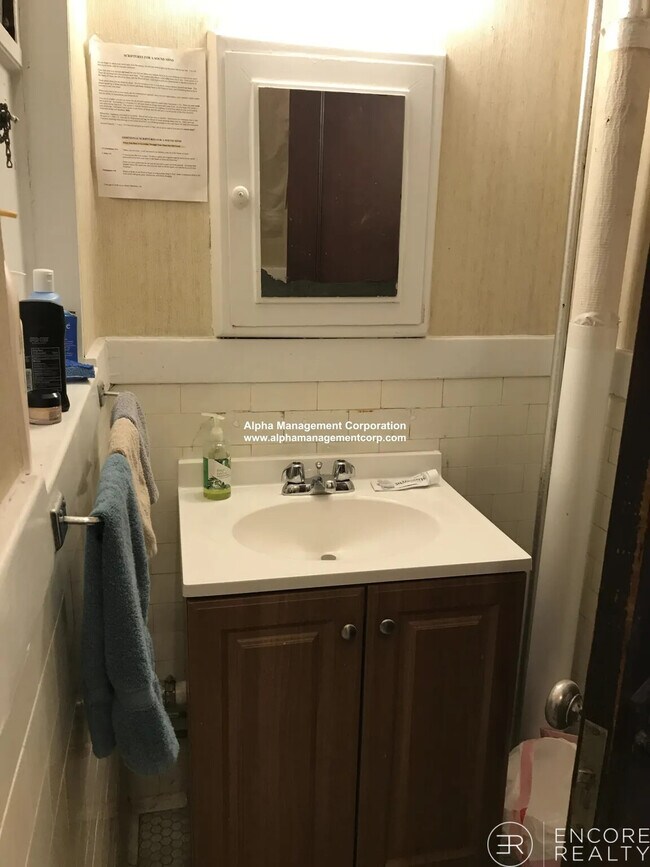 Foto del edificio - 17-19 Washington St. Unit 402