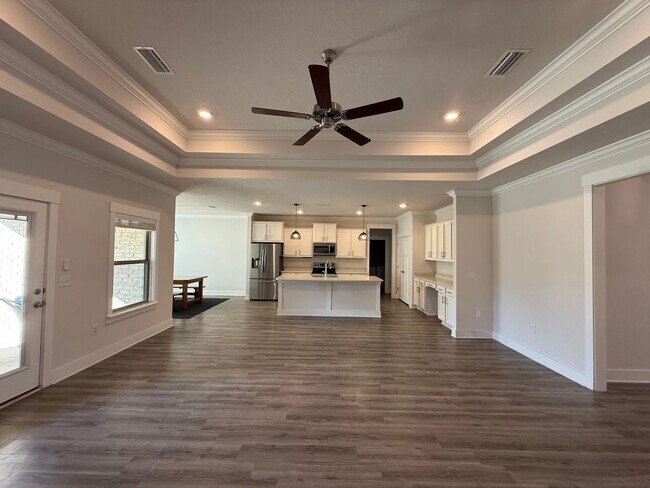 Foto del edificio - 6124 Cherry Hill Cir