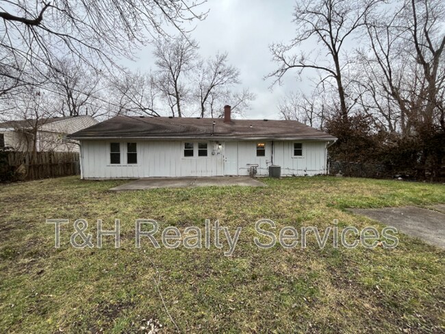 Foto del edificio - 8603 E 42nd Pl