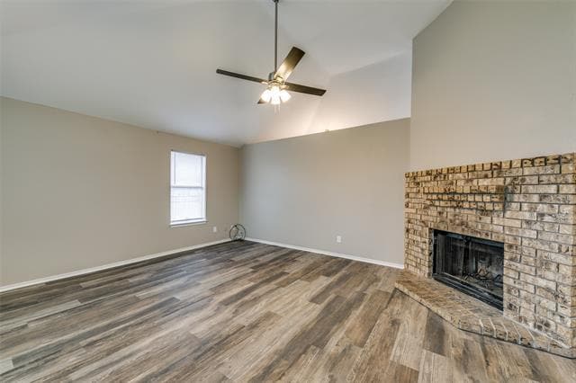 Building Photo - 1411 Clover Dr