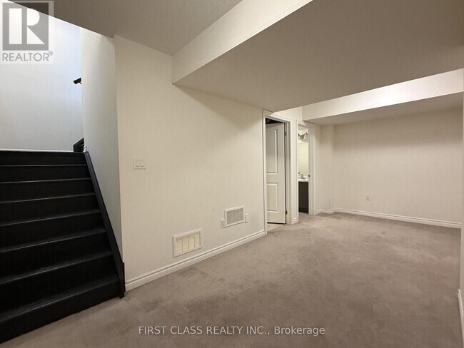 Building Photo - 31 Breyworth Rd