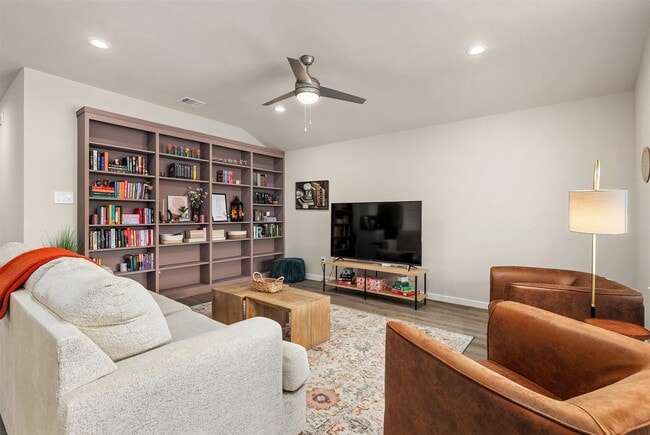 Foto del edificio - 2708 Diamond Reef Ln