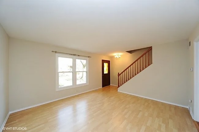 Living Room - 1734 Pickwick Ln