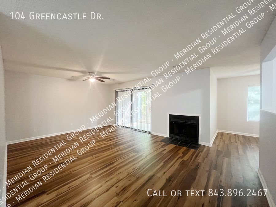 Foto principal - 104 Green Castle Dr