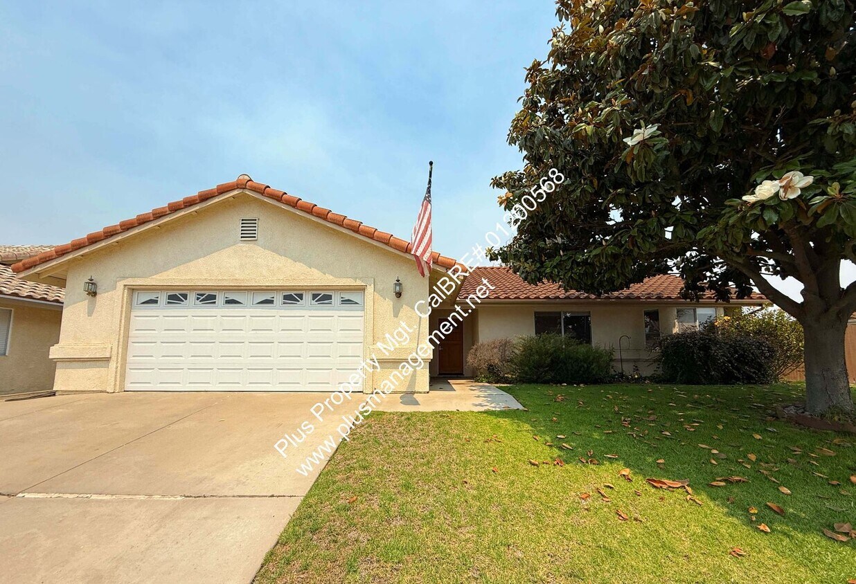 Foto principal - Orcutt Single Story Home with RV Access