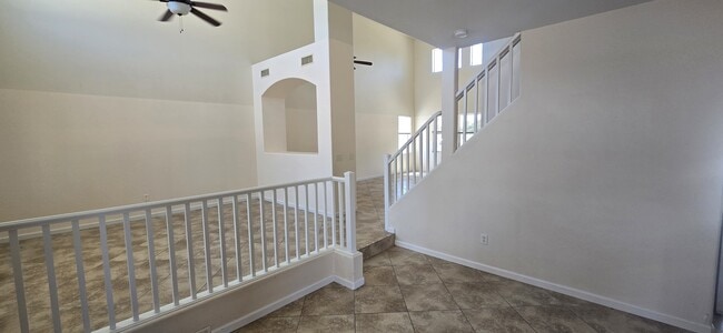 Building Photo - 2611 W Gypsum Ave