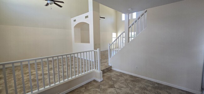 Foto del edificio - 2611 W Gypsum Ave