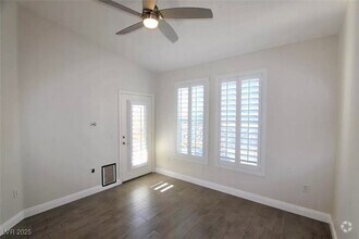Building Photo - 10550 W Alexander Rd