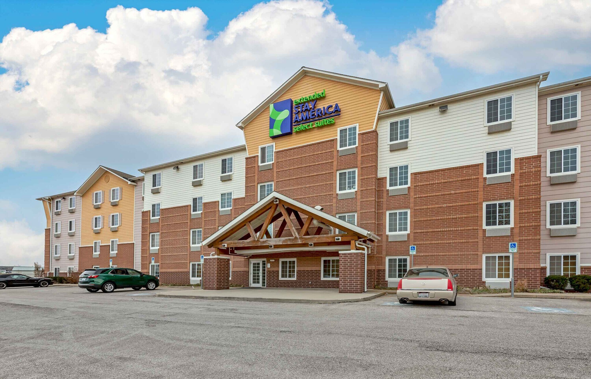 Furnished Studio-Cleveland - Airport – photo 3