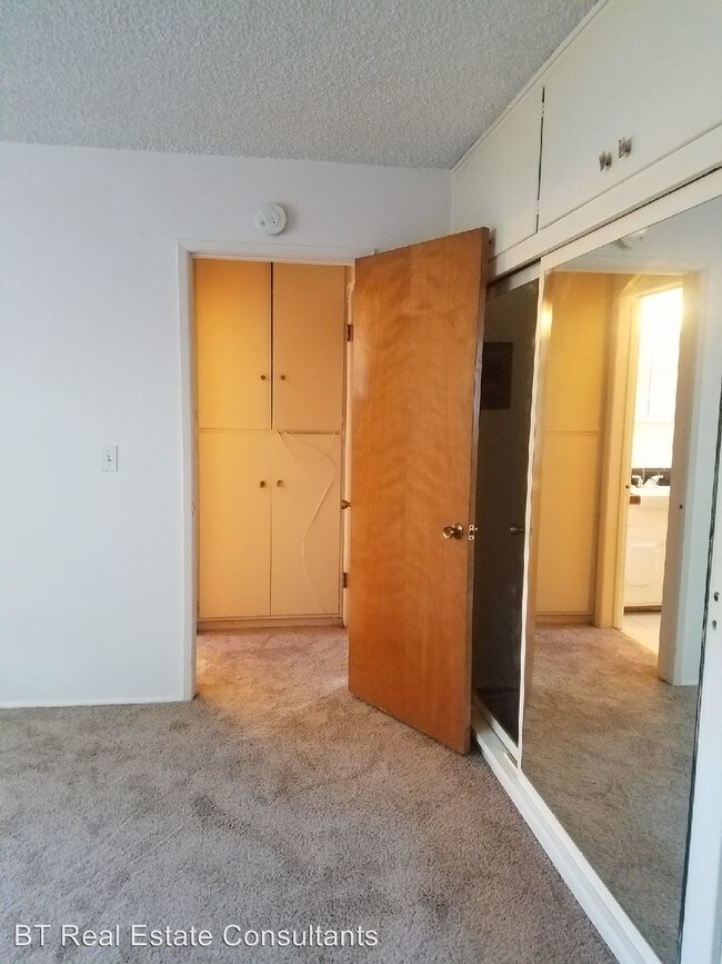 Building Photo - 1510 S Del Mar Ave