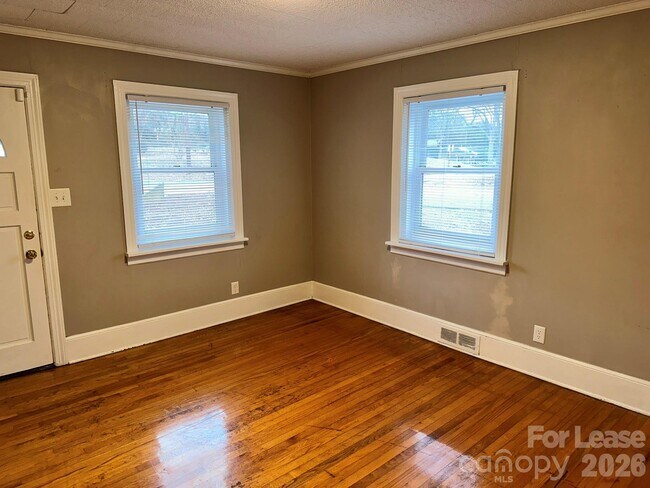 Foto del edificio - 1458 Anderson St