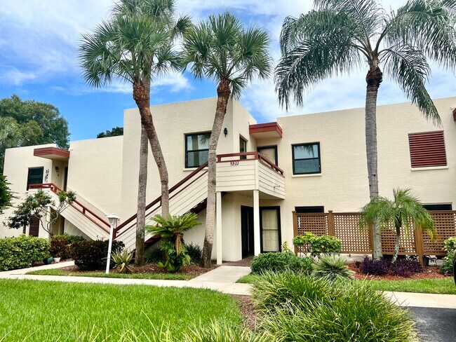 Building Photo - 321 Spring Lakes Blvd