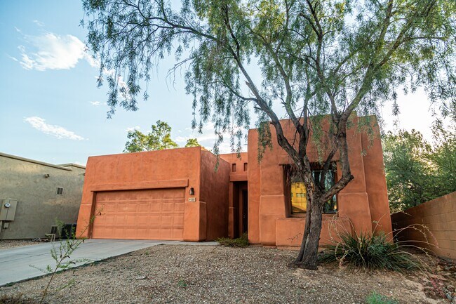 Foto del edificio - 7561 E Truces Pl