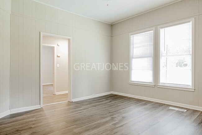 Foto del edificio - Charming 3 Bedroom in LaGrange!