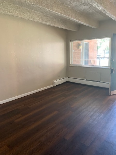 Living room - 1371 Xenia St