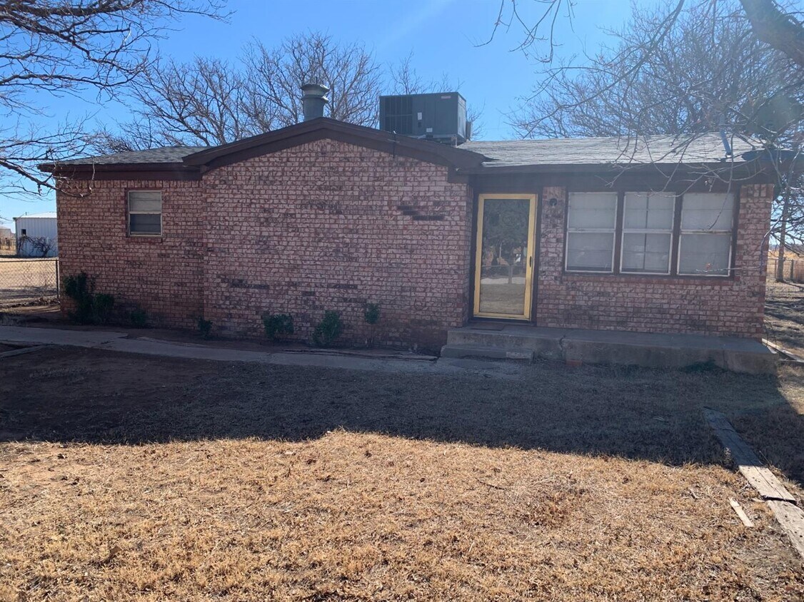 Foto principal - 2707 County Rd 7720