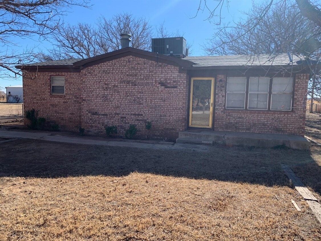 Primary Photo - 2707 County Rd 7720