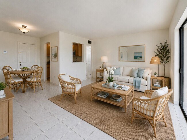Foto del edificio - 10385 N Kendall Dr