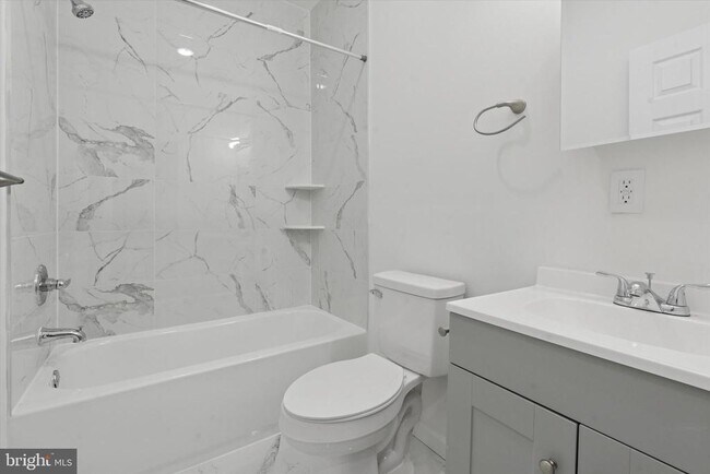 Foto del edificio - 3827 Cambridge St