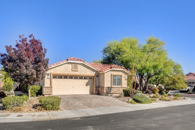 Building Photo - Stunning Aliante Single-Story with Casita ...