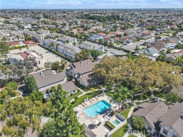Foto del edificio - 4835 Fieldbrook Ln
