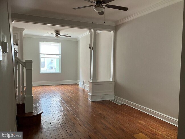 Building Photo - 2416 Kimball St