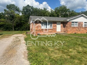 Building Photo - 210-212-212 Thacker Dr