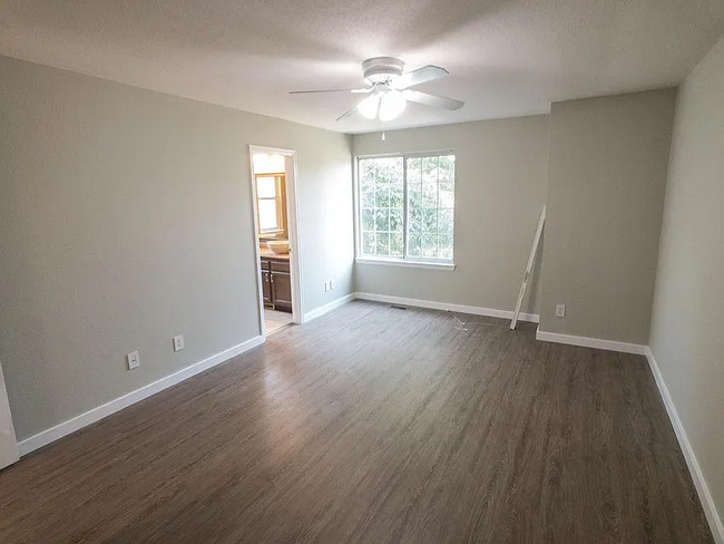 Master Bedroom - 1105 Stoneham St