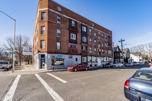Primary Photo - 926 Chicopee St