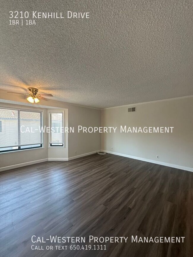 Building Photo - 3210 Kenhill Dr