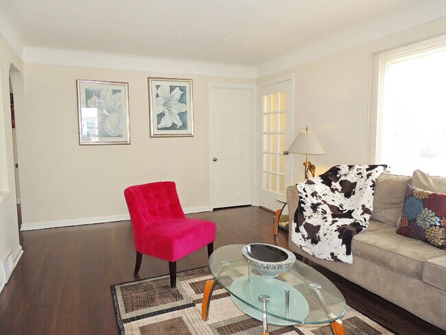 Foto del edificio - 4 Bed - 1.5 Bath Cape Cod for Rent in Eucl...