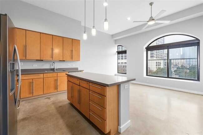 Foto del edificio - 507 Sabine St