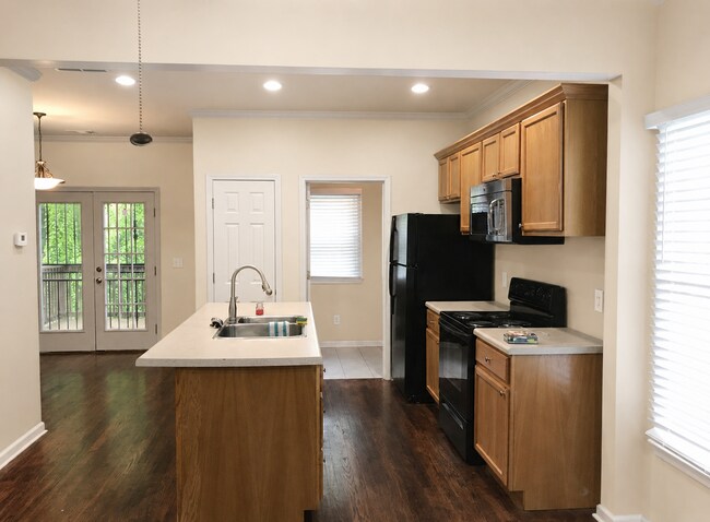 Foto del edificio - 665 Jones Ave NW