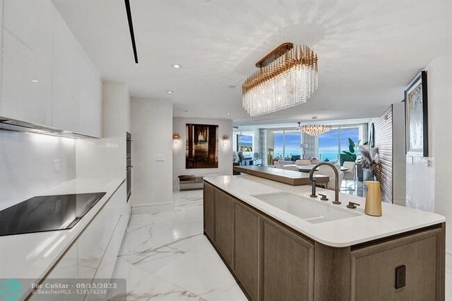 Building Photo - 525 N Fort Lauderdale Beach Blvd