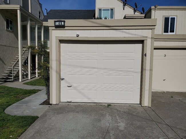 Unit #7 private garage-driveway - 149 Cupid Row