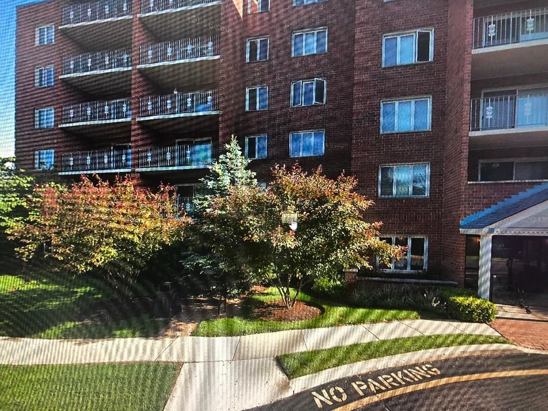 6540 W Irving Park Rd, Chicago, IL 60634 Condo for Rent in Chicago